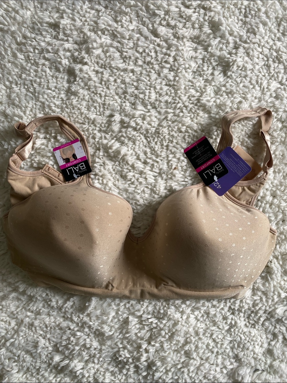. Bali Comfort Revolution Wirefree Bra Beige Dot T-Shirt Bra - Nude/Beige
